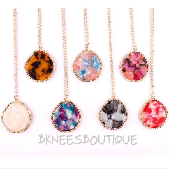 Ladies Jewelry Long Seasonal Necklace Cotton Candy - Picture 3 of 3